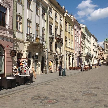 Apartments On Plocsha Rynok 40 Lviv Luaran gambar