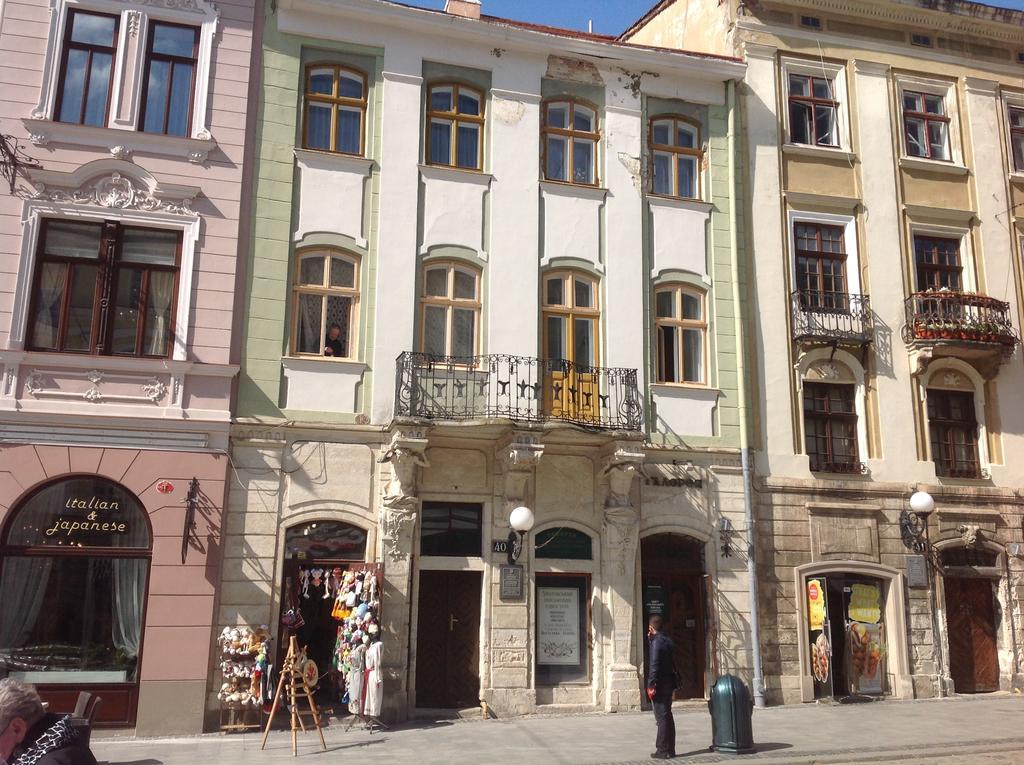 Apartments On Plocsha Rynok 40 Lviv Luaran gambar